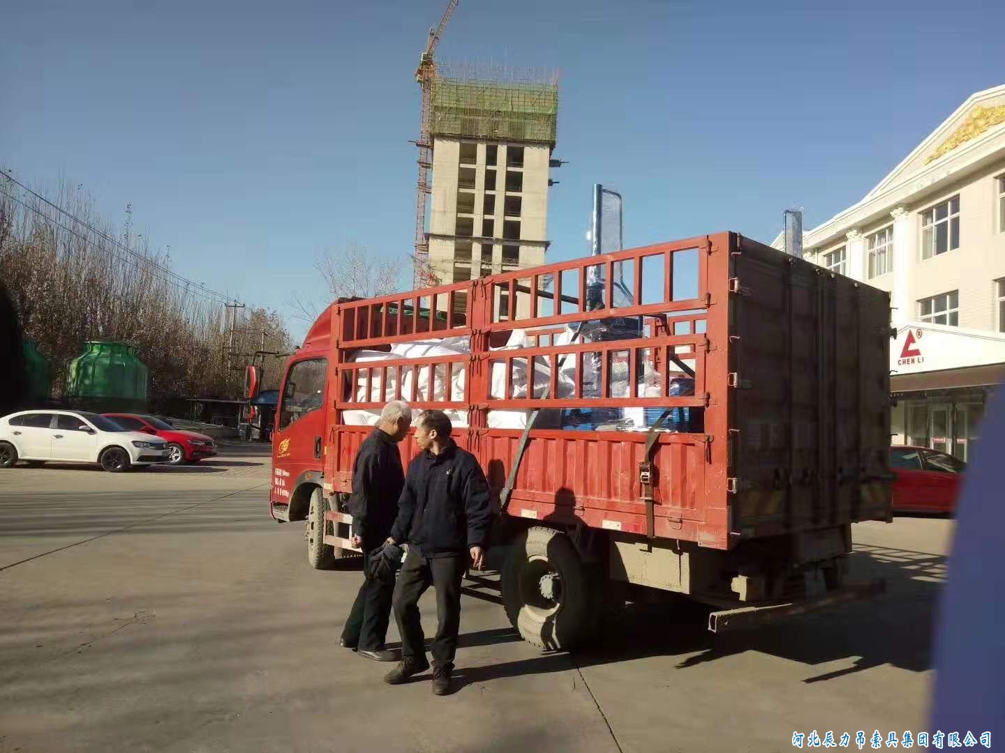 兩臺(tái)辰力32型鋼絲繩插套機(jī)發(fā)貨！